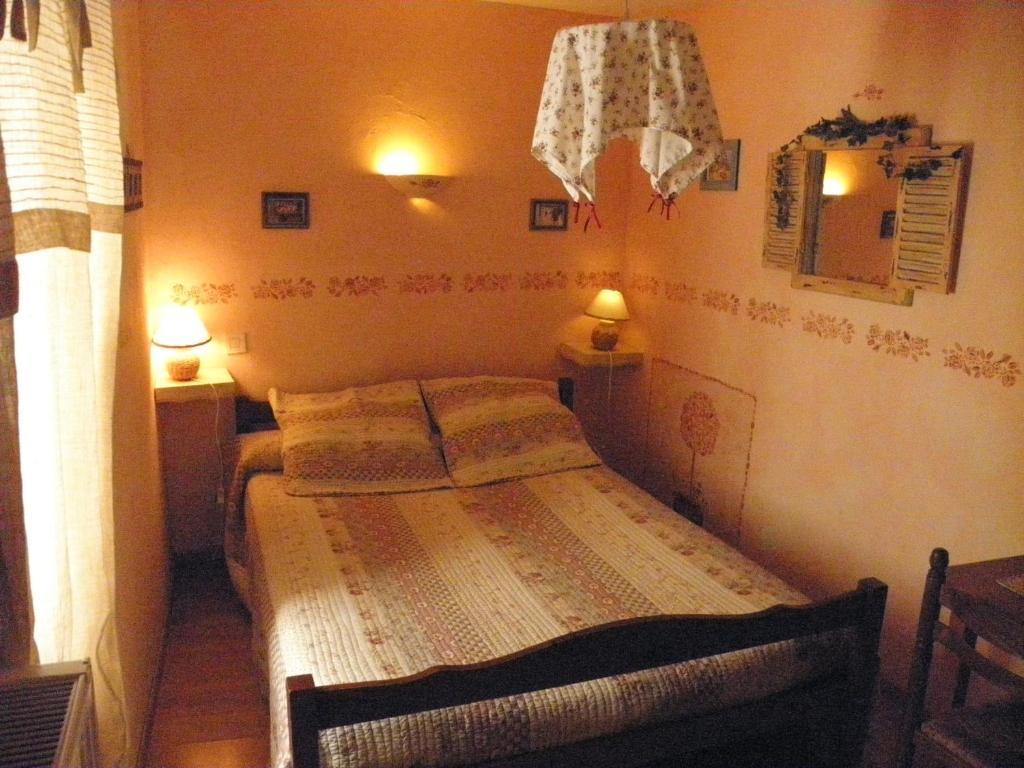 Hostel Les Terres Blanches De Meolans-Revel