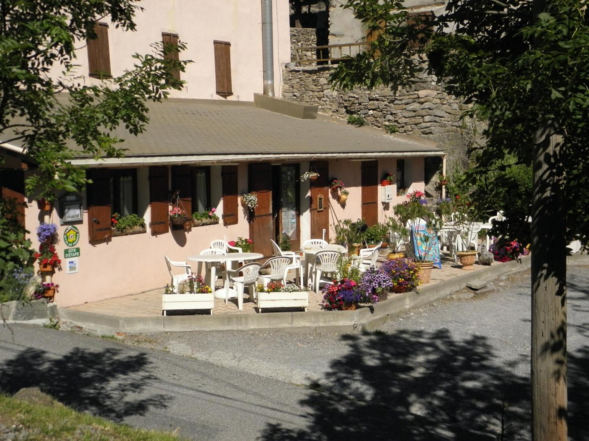 Les Terres Blanches De Hostel