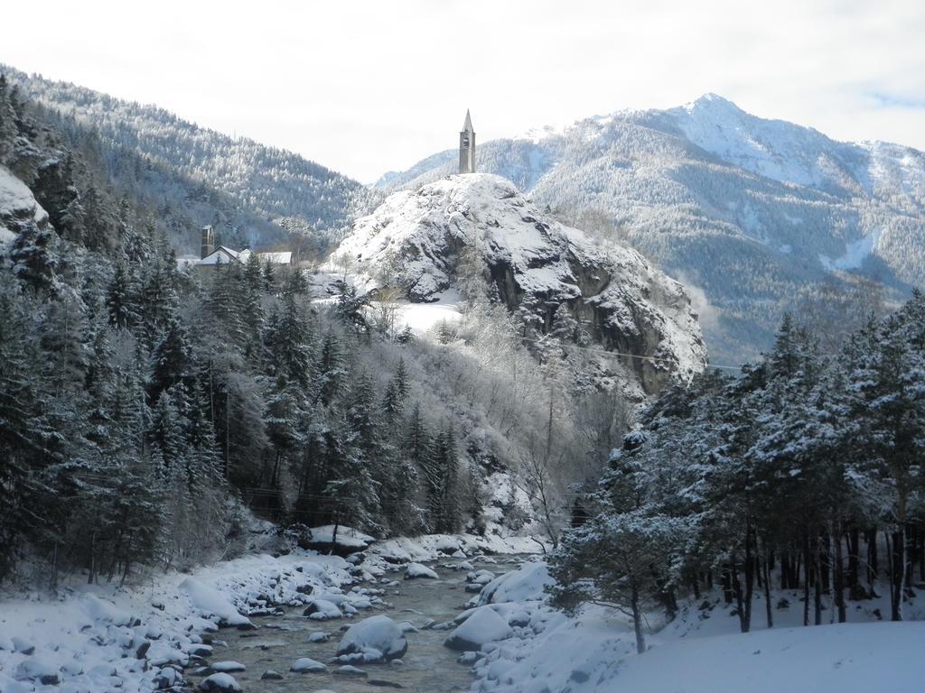 Les Terres Blanches De Meolans-Revel
