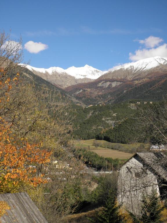 Les Terres Blanches De * Meolans-Revel