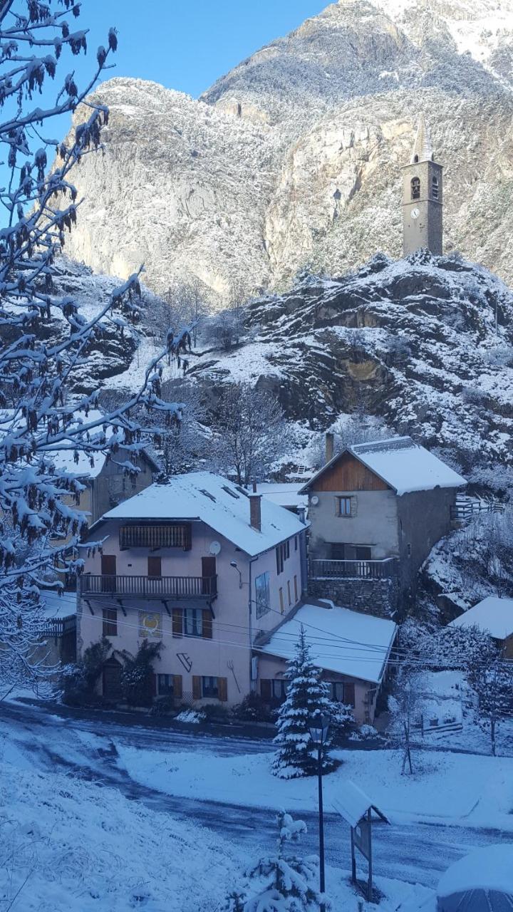 Les Terres Blanches De
