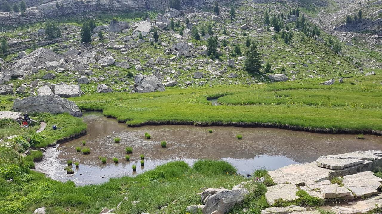 Les Terres Blanches De *