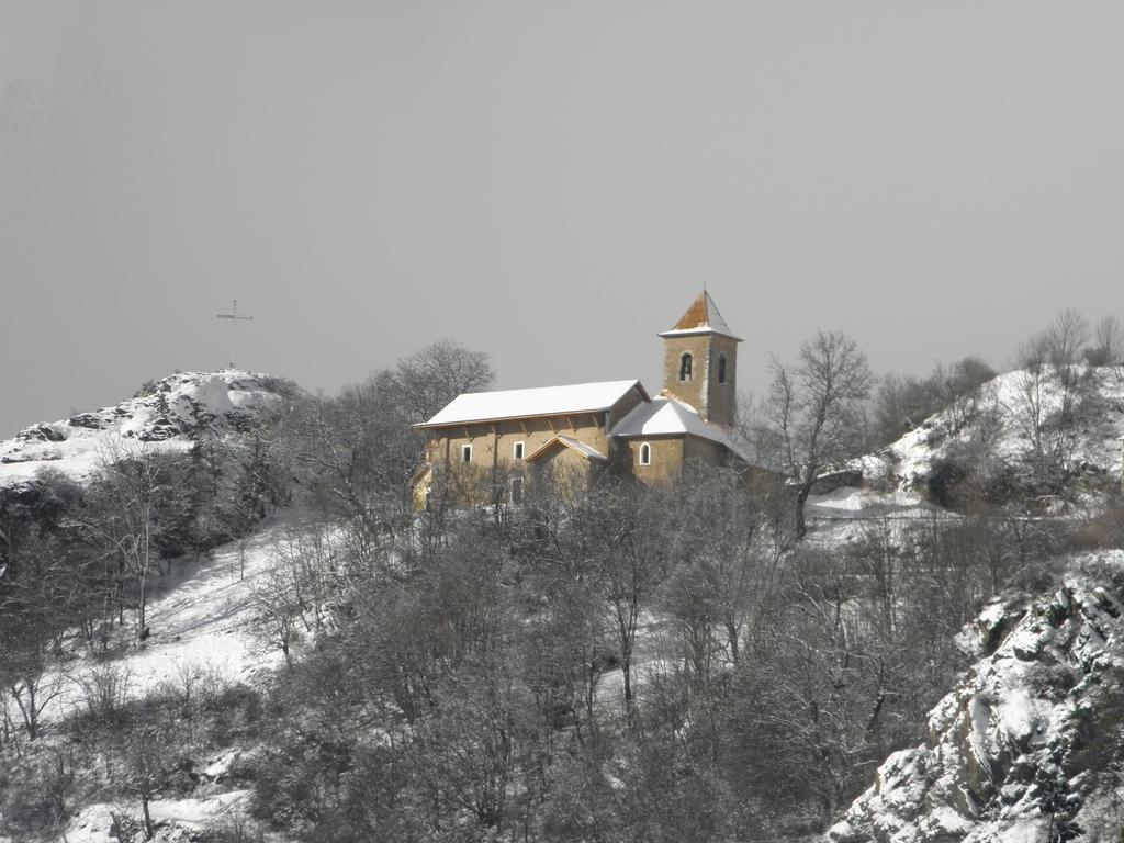 Les Terres Blanches De Hostel Méolans